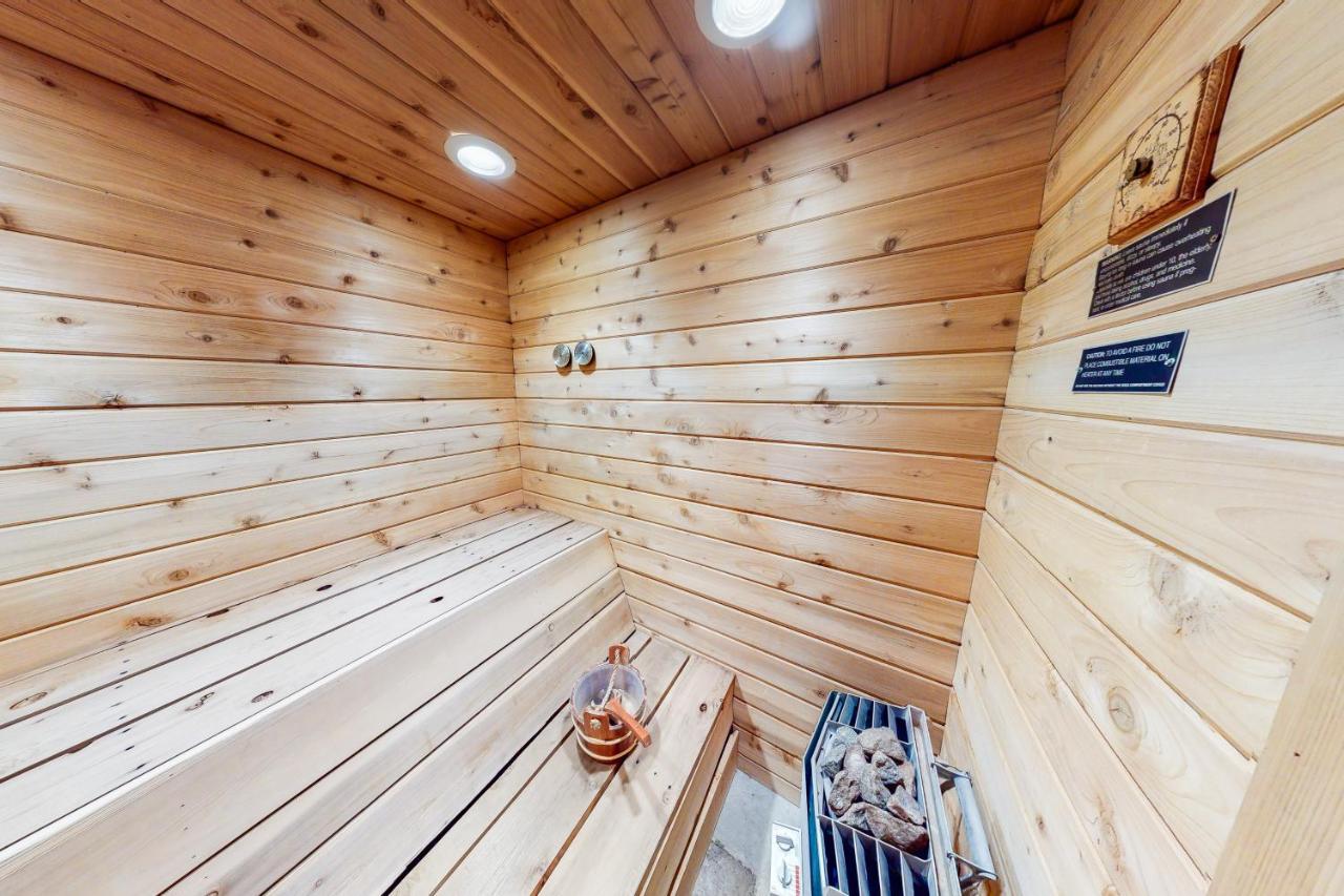 Вилла Fairy Tale House Диллон Экстерьер фото